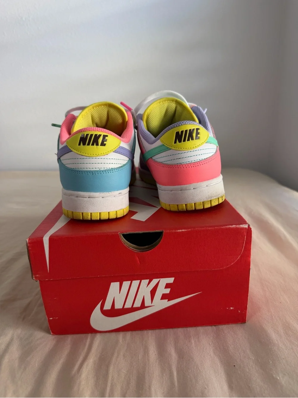 Woman’s Nike Dunks Low - Picture 8 of 10